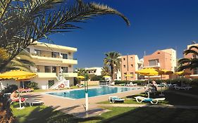 Anita Aparthotel