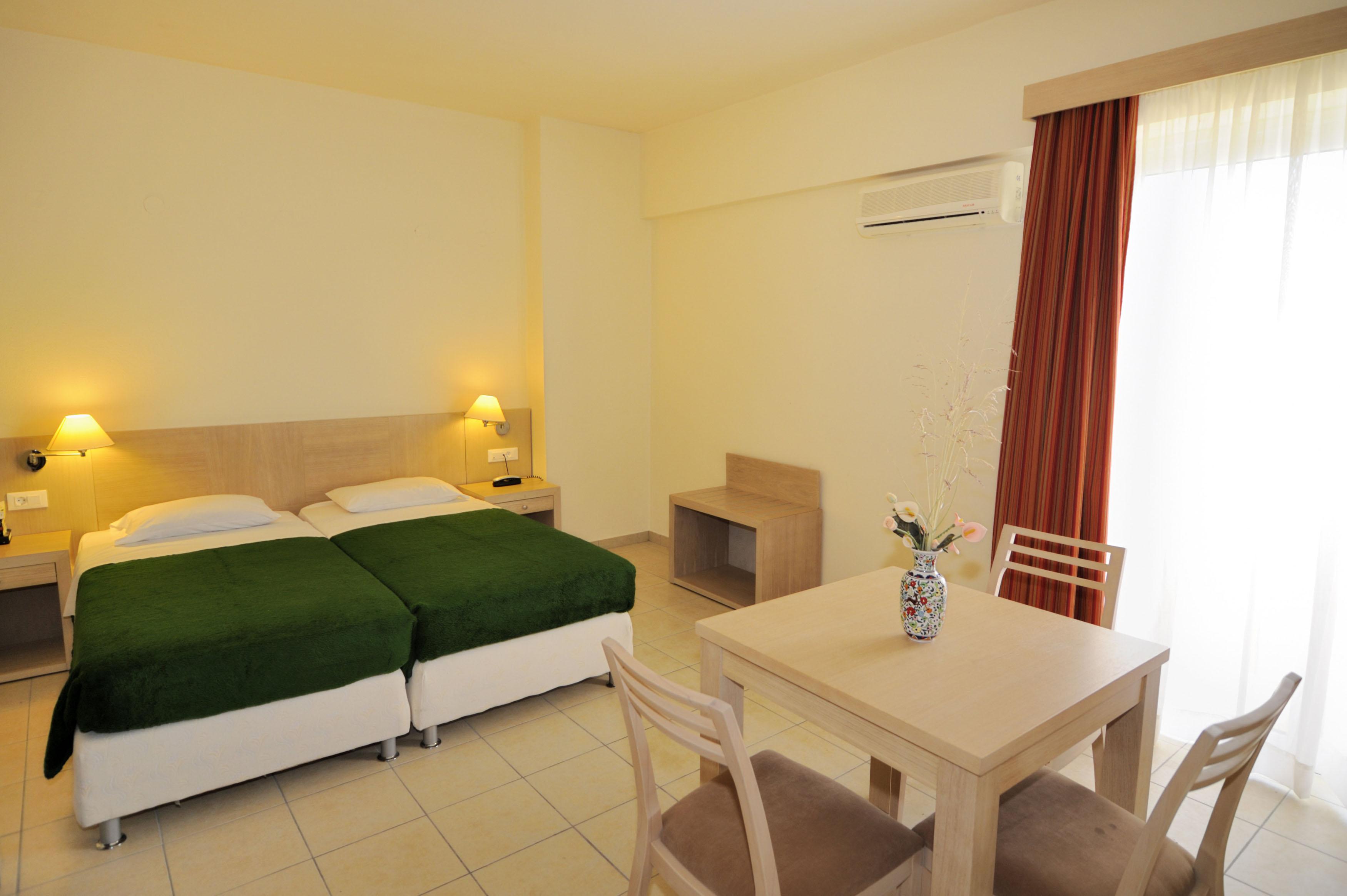 Anita Aparthotel Ialysos  Dış mekan fotoğraf
