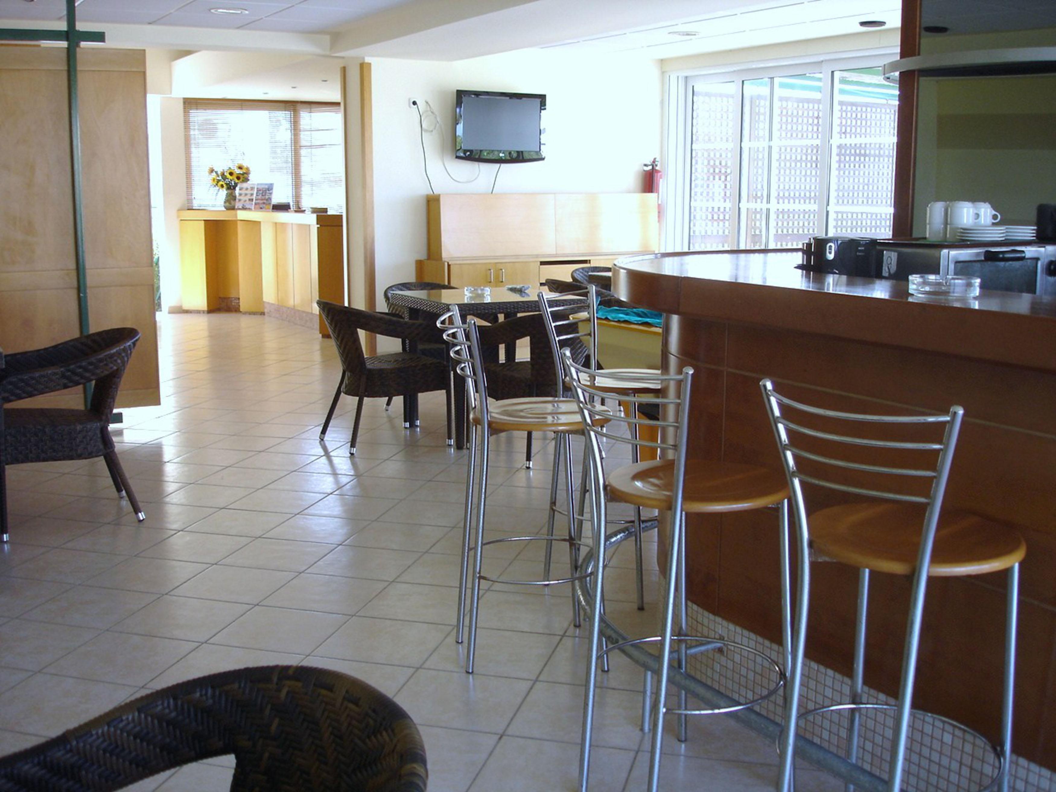 Anita Aparthotel Ialysos  Dış mekan fotoğraf