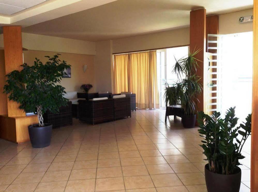 Anita Aparthotel Ialysos  Dış mekan fotoğraf